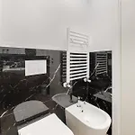 Viale Sarca - 2 Bdr Near Metro, Bicocca Apartamento Milán