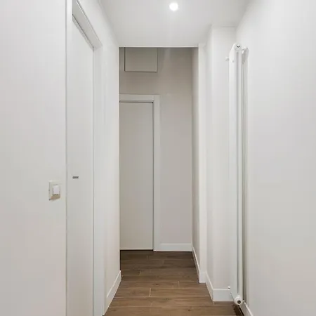 Viale Sarca - 2 Bdr Near Metro, Bicocca דירה מילאנו