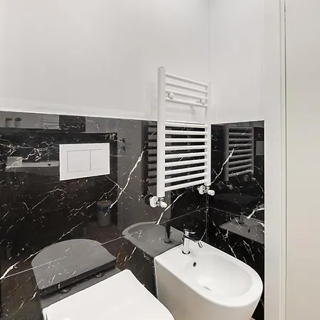 Viale Sarca - 2 Bdr Near Metro, Bicocca דירה מילאנו